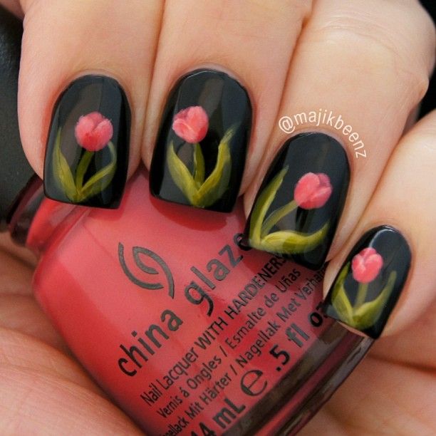 Floral Tulip Nail Arts for Christmas (5)