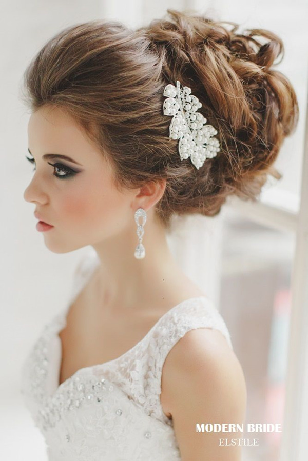 wedding hair with headpieceimage