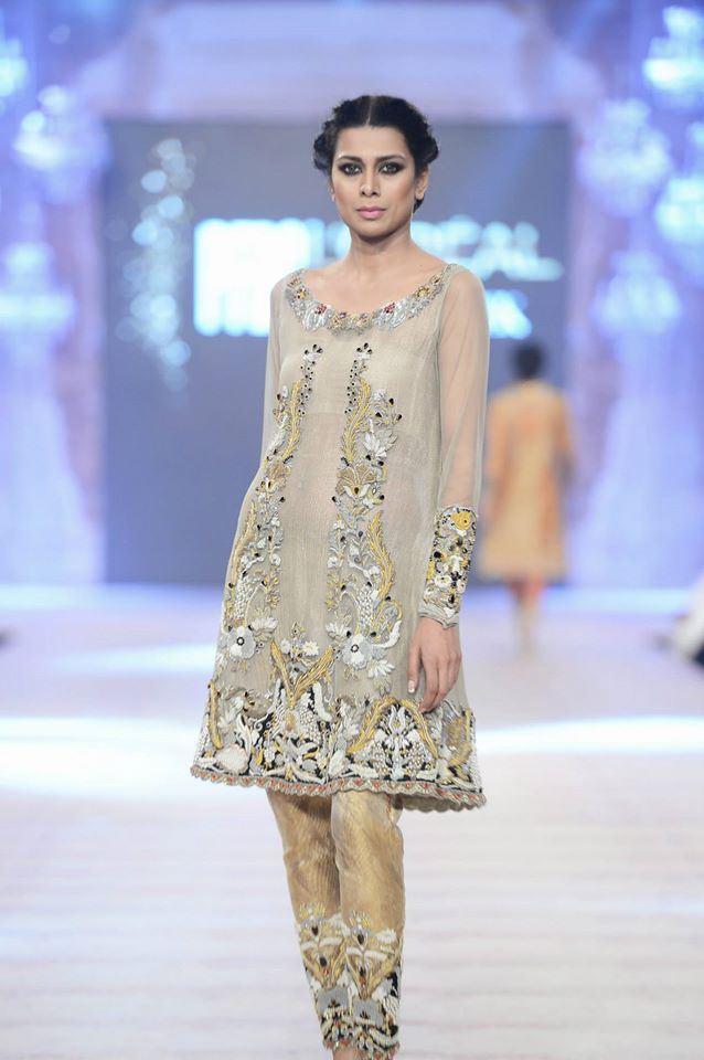 Ammara Khan Latest wedding Collections@  PFDC L’Oréal Paris Bridal Fashion Week 2014-2015 Latest Collections of Popular Pakistani Designers (5)