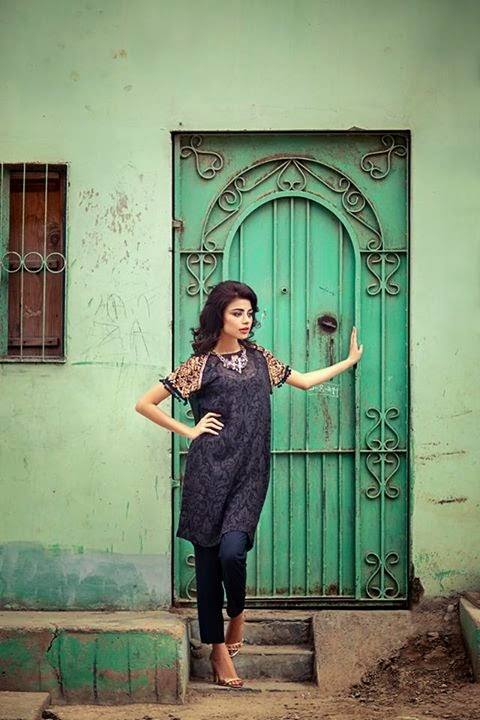Sana Safinaz Latest Winter Shawls Collection Designer Ready Made Dresses for Women 2014-2015 (33)