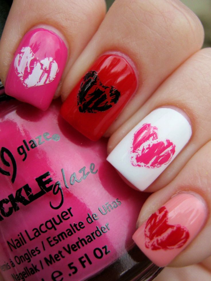 French Tip - romantic nail art designsBest & Beautiful Nail Art Designs & Ideas to Spice up your Valentines Day (5)