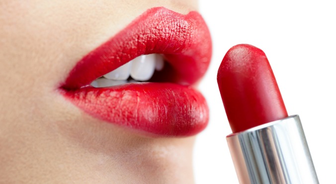 Bold Red Lipstick Tutorial (1)