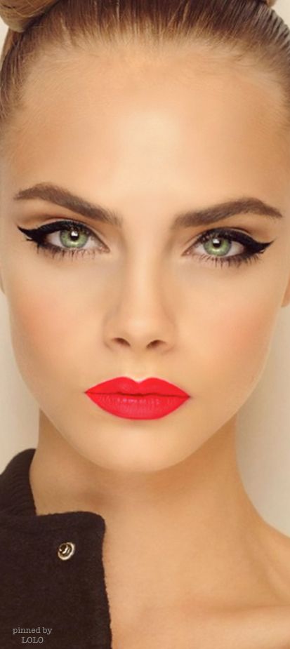 Bold Red Lipstick Tutorial (3)