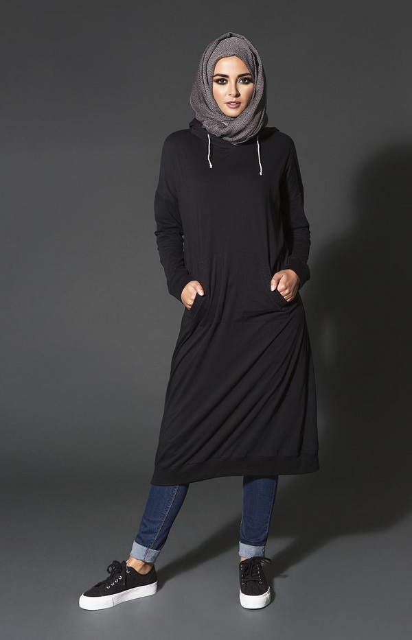 Latest Women Casual Hijab  Styles  with Jeans Trends 2022 