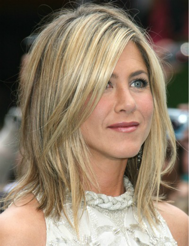 Jennifer-Aniston-Medium-Length-Hair-choppy