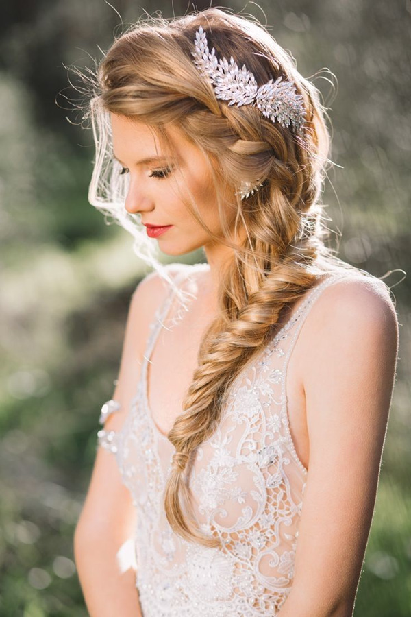 romantic-and-elegant-fishtail-wedding-hairstyles-with-hair-accessories