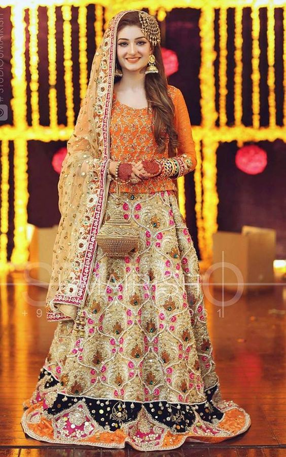 Best Latest Bridal Mehndi Dresses Designs Collection 2020