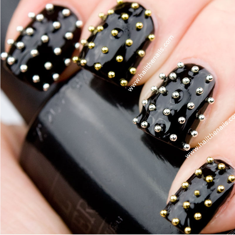 black-metallic-top-5-easiest-amazing-winter-christmas-holidays-nail-art-des...