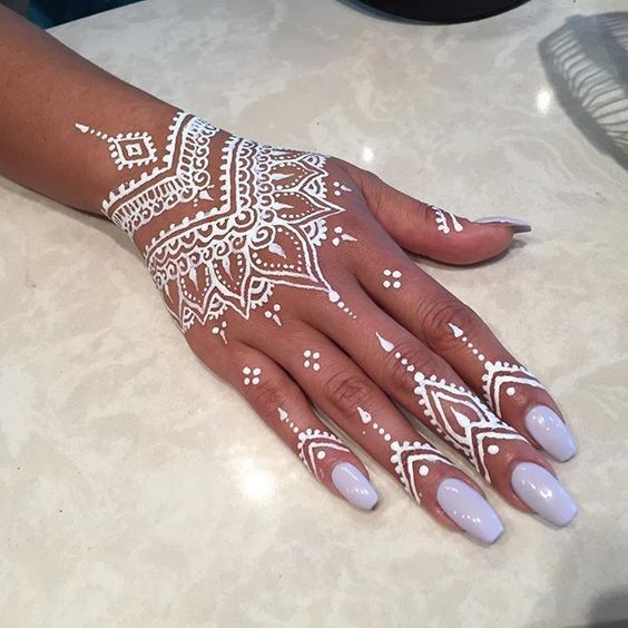 Latest White Henna Designs Tattoo Trends Collection 2020-2021