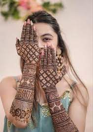 mehndi hands full